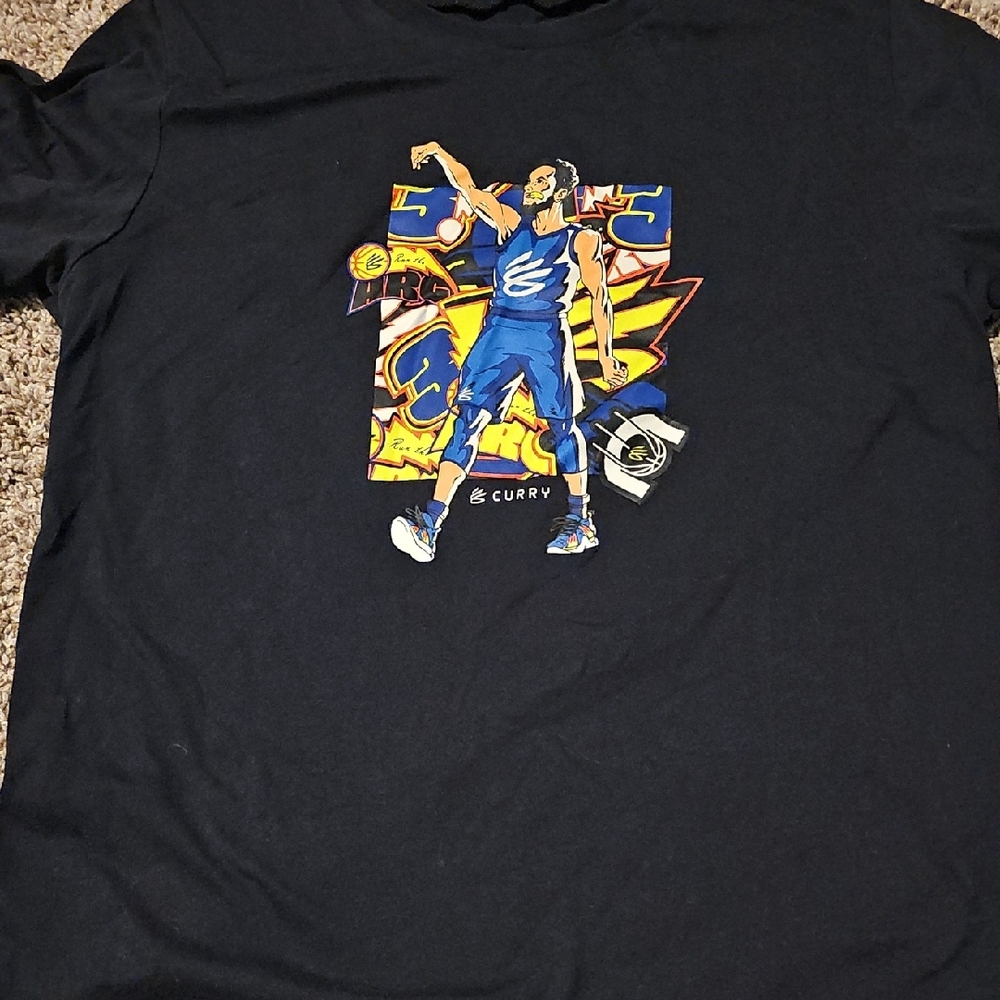 Youth Medium Under Armour Tshirt